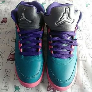 Womens/Kids Jordan's